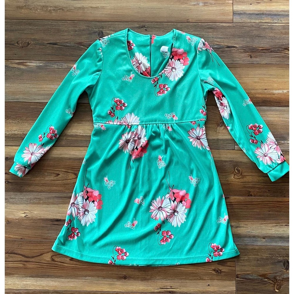 ❌Sold❌ Vibrant Vintage 70’s Mini Dress